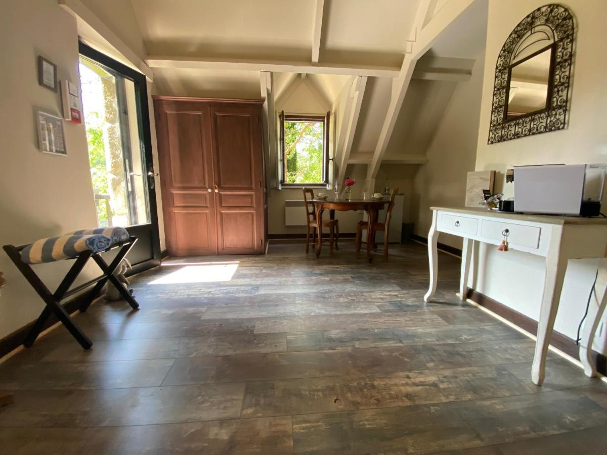 Junior Suite,1415934564:JPEG